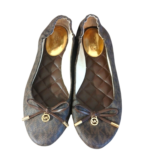 MICHAEL KORS MK Logo Ballet Flat Shoe 6.5 - Picture 2 of 10